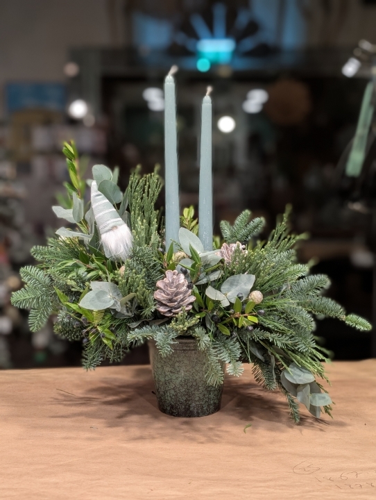 Festive Table Decor