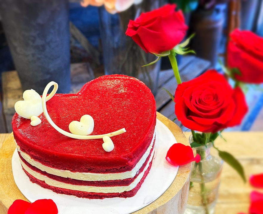 Lemon raspberry cake