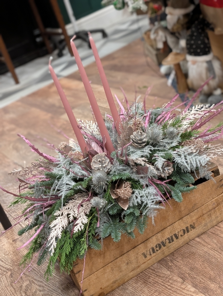 Christmas Table Arrangement Long   Blush Pink