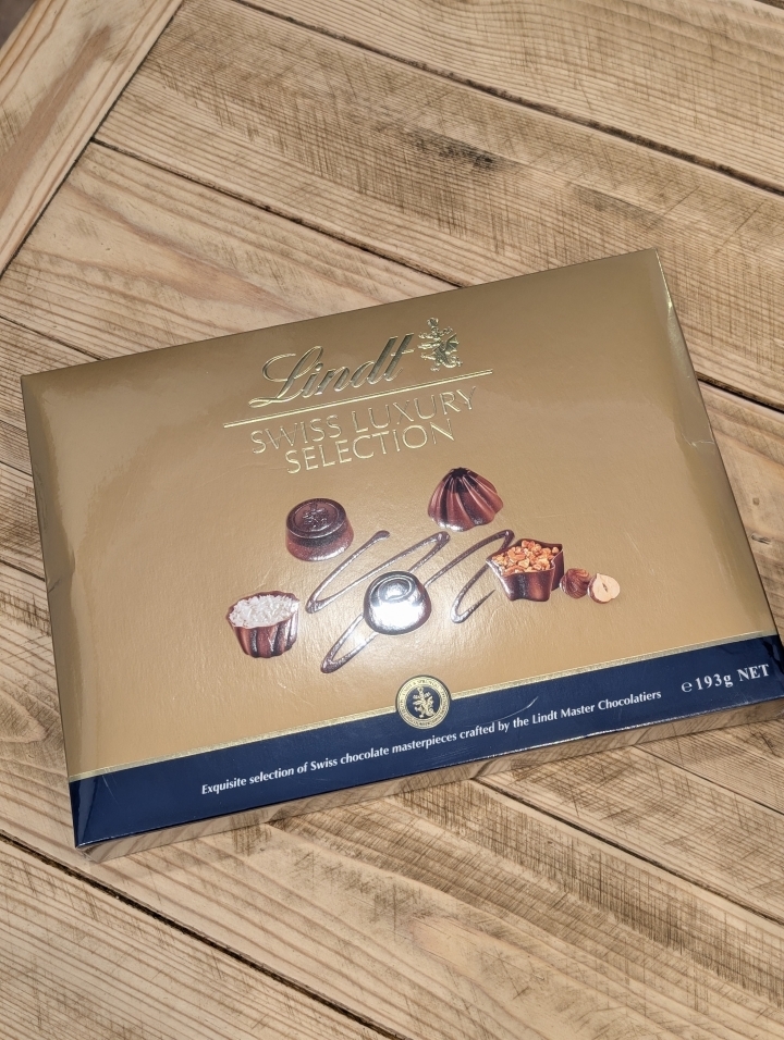 Lindt Swiss Luxury Selection